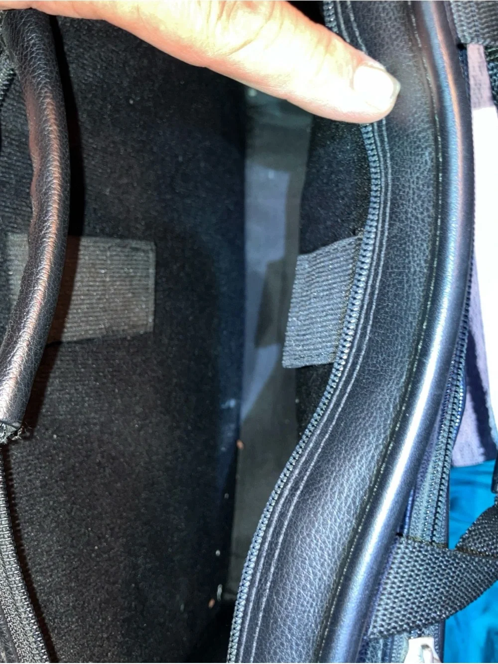 NWT Targus large leather briefcase / lap top bag